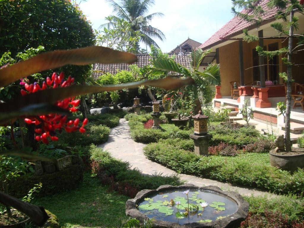 Gusti Home Stay Ubud الغرفة الصورة